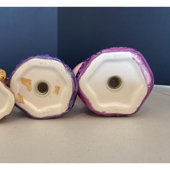 Vintage Red Hat Society Ladies Salt And Pepper Shaker - Picture 3 of 3